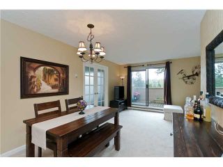 Photo 3: 204 8686 CENTAURUS Crescent in Burnaby: Simon Fraser Hills Townhouse for sale in "MOUNTAINWOOD" (Burnaby North)  : MLS®# V1006100