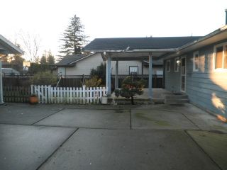 Photo 3: 21080 DEWDNEY TRUNK Road in Maple Ridge: Southwest Maple Ridge House for sale : MLS®# R2342178