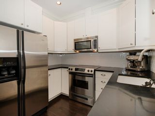 Photo 8: 104 1280 NICOLA Street in Vancouver: West End VW Condo for sale in "Linden House" (Vancouver West)  : MLS®# R2421297