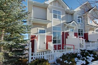 Photo 2: 3126 New Brighton Gardens SE in Calgary: New Brighton Row/Townhouse for sale : MLS®# A1187756
