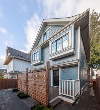 Main Photo: 760 E 14TH Avenue in Vancouver: Mount Pleasant VE 1/2 Duplex for sale (Vancouver East)  : MLS®# R2843339