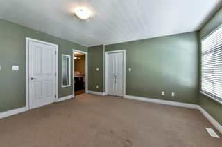 Photo 13: 21 19330 69 Avenue in Surrey: Clayton Townhouse for sale in "MONTEBELLO" (Cloverdale)  : MLS®# R2110201