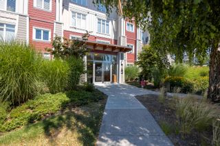 Photo 3: 108 4233 BAYVIEW Street in Richmond: Steveston South Condo for sale in "THE VILLAGE AT IMPERIAL LANDING" : MLS®# R2767204