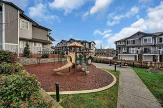Photo 19: #39-7157 210St Langley in Langley: Willoughby Heights Townhouse for sale : MLS®# R2433572
