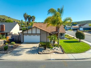 Main Photo: POWAY House for sale : 3 bedrooms : 14555 Glenville