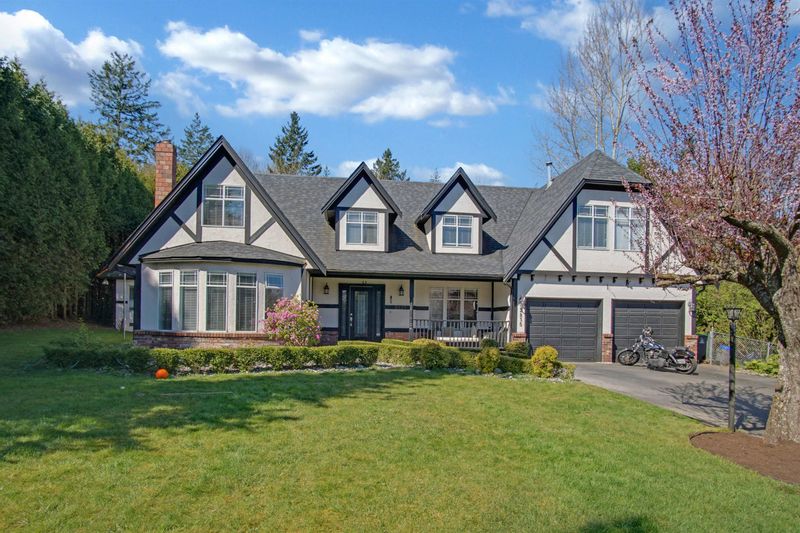 FEATURED LISTING: 2835 COUNTRY WOODS Drive Surrey