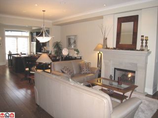 Photo 4: 104 2580 LANGDON Street in Abbotsford: Abbotsford West Townhouse for sale in "The Brownstones" : MLS®# F1128533
