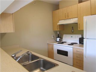 Photo 11: 217 3588 CROWLEY Drive in Vancouver: Collingwood VE Condo for sale in "NEXUS" (Vancouver East)  : MLS®# V1028847