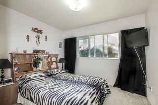Photo 6: 5880 135 Street in Surrey: Panorama Ridge House for sale : MLS®# R2406184