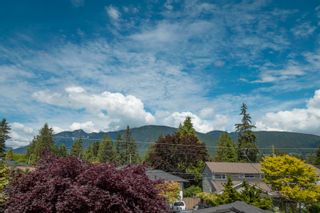 Photo 30: 2775 CRESCENTVIEW Drive in North Vancouver: Edgemont House for sale in "Edgemont Village" : MLS®# R2701712