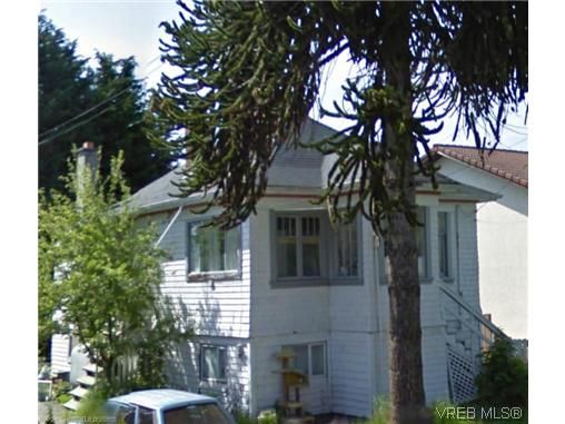 Main Photo: 2636 Scott St in VICTORIA: Vi Oaklands House for sale (Victoria)  : MLS®# 590193