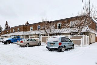 Photo 30: 4403 Bow Trail SW in Calgary: Rosscarrock Row/Townhouse for sale : MLS®# A2022311