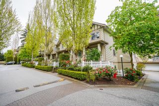 Photo 3: 88 2678 KING GEORGE Boulevard in Surrey: King George Corridor Townhouse for sale in "Mirada" (South Surrey White Rock)  : MLS®# R2688486