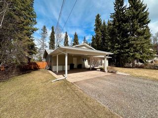 Photo 3: 940 OAK Crescent: Telkwa House for sale (Smithers And Area)  : MLS®# R2871275