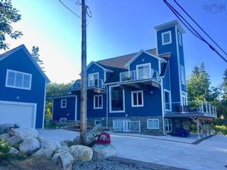 Photo 1: 596 Highway 329 in Fox Point: 405-Lunenburg County Residential for sale (South Shore)  : MLS®# 202212487