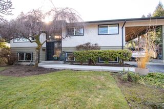 Photo 2: 4551 VALLEY Road in North Vancouver: Lynn Valley House for sale : MLS®# R2758004