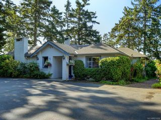 Photo 7: 825 Towner Park Rd in North Saanich: NS Deep Cove House for sale : MLS®# 821434