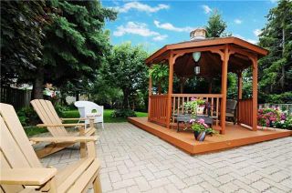 Photo 1: 7 Winner's Circle in Whitby: Blue Grass Meadows House (2-Storey) for sale : MLS®# E3284089