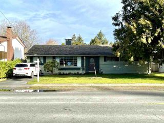 Photo 1: 5823 16 Avenue in Delta: Beach Grove House for sale (Tsawwassen)  : MLS®# R2546329