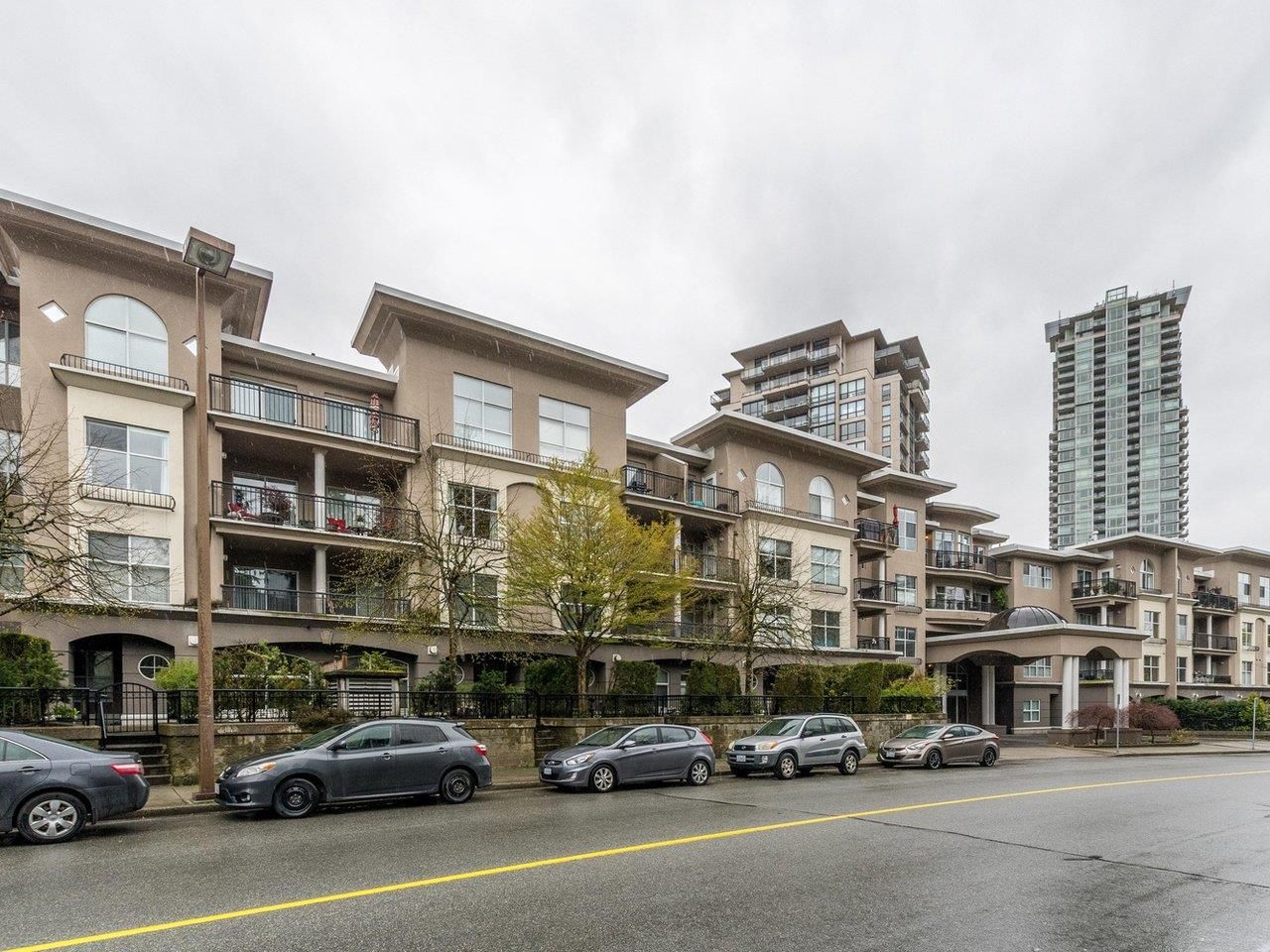 Main Photo: 401 1185 PACIFIC Street in Coquitlam: North Coquitlam Condo for sale in "Centreville" : MLS®# R2696616