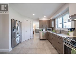 Photo 3: 3065 Sunnyview Road Bella Vista: Okanagan Shuswap Real Estate Listing: MLS®# 10308524