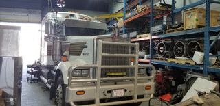 Photo 3: Truck and Trailer Repair Facility For Lease In Surrey