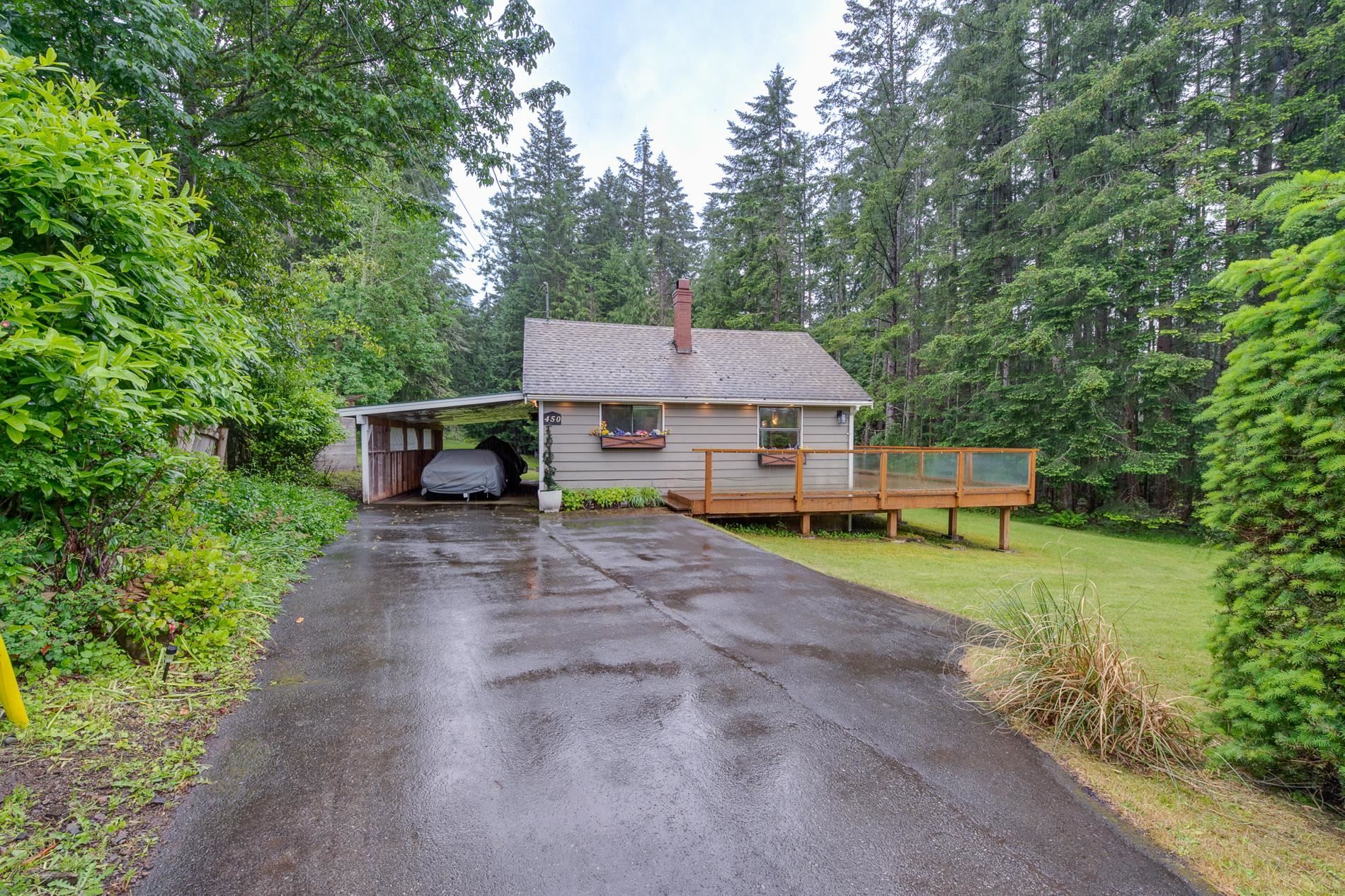 Main Photo: 450 FERNHILL ROAD in : Mayne Island House for sale : MLS®# R2700101