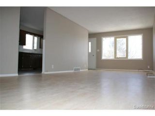 Photo 11: 7244 BOWMAN Avenue in Regina: Dieppe Place Semi-Detached for sale (Regina Area 02)  : MLS®# 457304