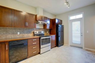 Photo 3: 152 New Brighton Point SE in Calgary: New Brighton Row/Townhouse for sale : MLS®# A1153528