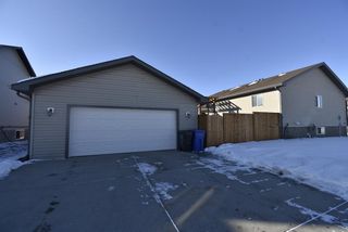 Photo 3: 541 Carriage Lane Drive: Carstairs Detached for sale : MLS®# A1039901