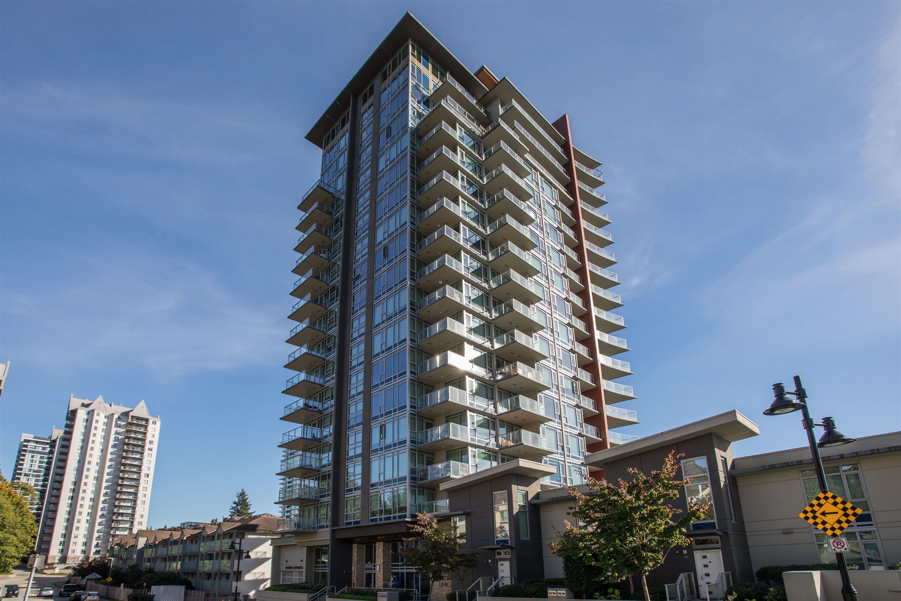 Main Photo: 405 518 WHITING Way in Coquitlam: Coquitlam West Condo for sale in "UNION" : MLS®# R2842504