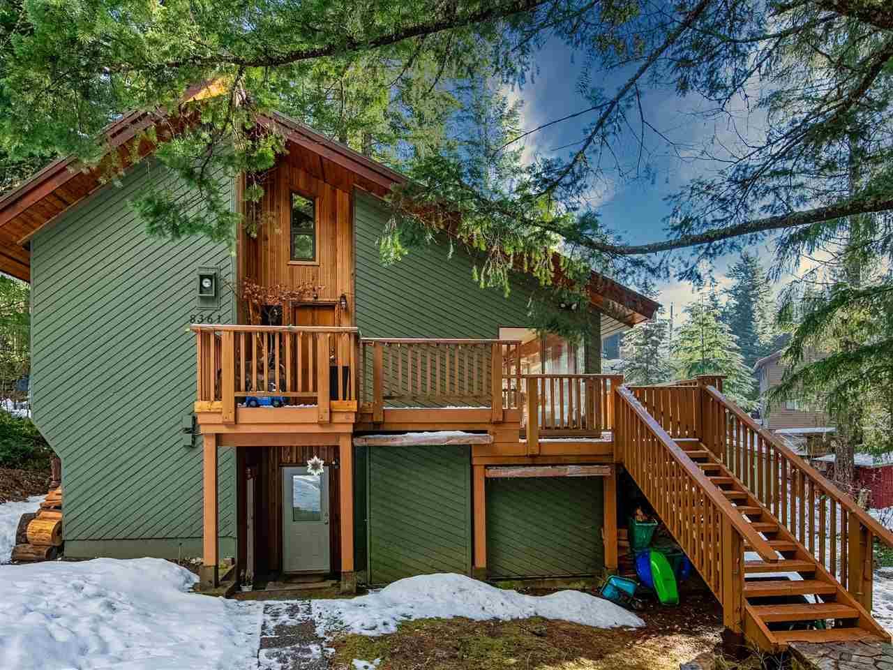 Main Photo: 8361 VALLEY Drive in Whistler: Alpine Meadows House for sale in "Alpine Meadows" : MLS®# R2522011