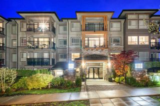 Photo 1: 310 3178 DAYANEE SPRINGS BL BOULEVARD in Coquitlam: Westwood Plateau Condo for sale : MLS®# R2262658
