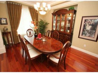 Photo 3: 12495 55TH Avenue in Surrey: Panorama Ridge House for sale in "PANORAMA RIDGE" : MLS®# F1403222