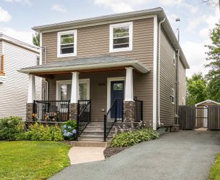 Photo 1: 2499 Quinn Street in Halifax: 4-Halifax West Residential for sale (Halifax-Dartmouth)  : MLS®# 202303090
