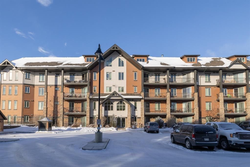 Main Photo: 2306 15 Sunset Square: Cochrane Apartment for sale : MLS®# A1170855