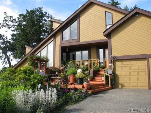 Main Photo: 554 Gemini Dr in VICTORIA: Me Rocky Point House for sale (Metchosin)  : MLS®# 658364