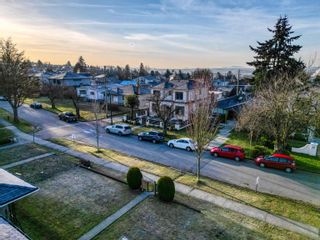 Photo 5: 1563 E 58TH Avenue in Vancouver: Fraserview VE House for sale (Vancouver East)  : MLS®# R2761264
