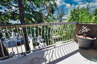 Photo 19: 302 1330 MARTIN Street: White Rock Condo for sale in "The Coach House" (South Surrey White Rock)  : MLS®# R2894154