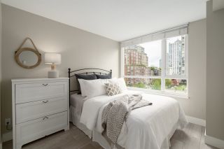 Photo 18: 409 1188 RICHARDS Street in Vancouver: Yaletown Condo for sale in "Park Plaza" (Vancouver West)  : MLS®# R2475181