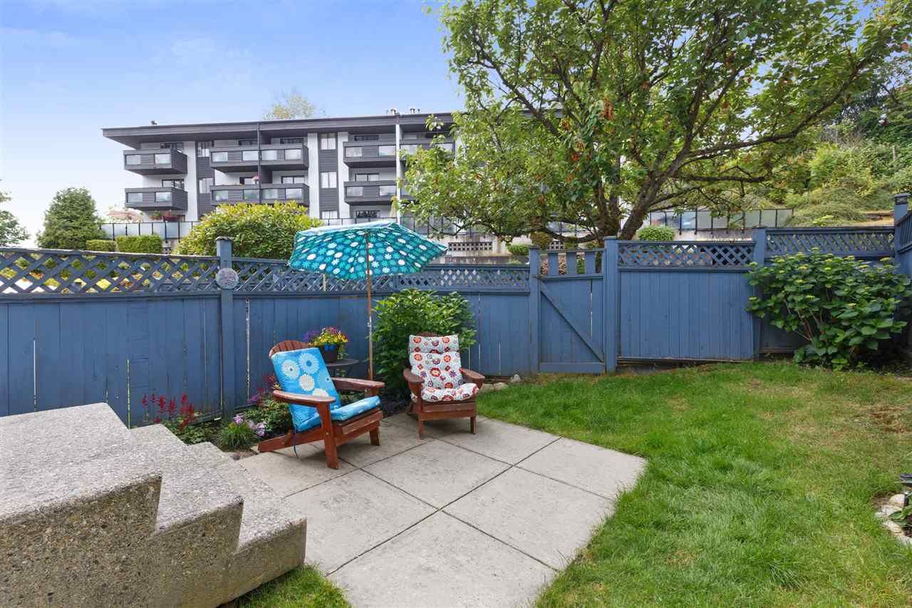Main Photo: 34 315 SCHOOLHOUSE Street in Coquitlam: Maillardville Townhouse for sale in "ROCHESTER ESTATE" : MLS®# R2281862