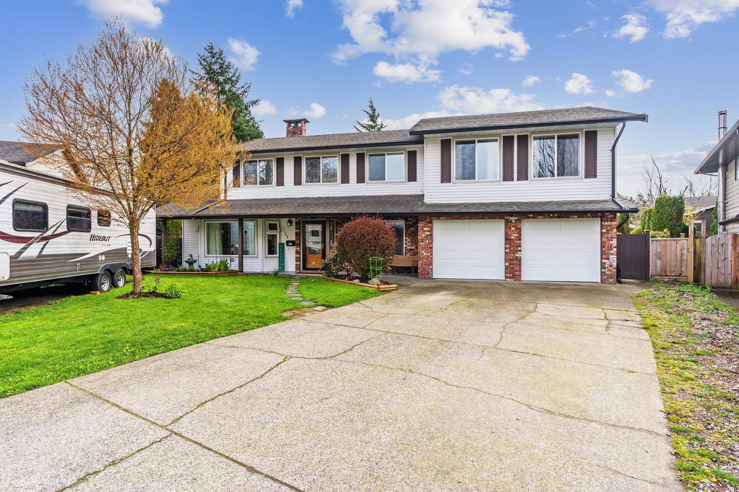 Main Photo: 17266 62 Avenue in Surrey: Cloverdale BC House for sale (Cloverdale)  : MLS®# R2684183