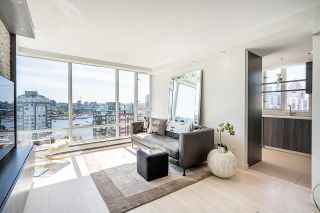 Photo 6: 2301 1201 MARINASIDE Crescent in Vancouver: Yaletown Condo for sale (Vancouver West)  : MLS®# R2815801