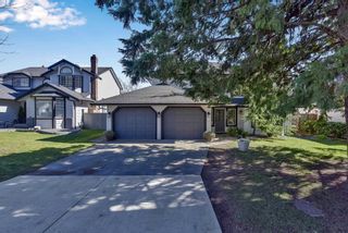 Photo 4: 6074 188 Street in Surrey: Cloverdale BC House for sale in "Cloverdale" (Cloverdale)  : MLS®# R2661391