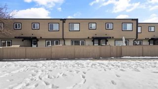 Photo 1: 11 3809 45 Street SW in Calgary: Glenbrook Row/Townhouse for sale : MLS®# A2118666