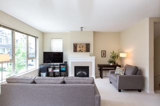 Photo 3: 174 3105 DAYANEE SPRINGS Boulevard in Coquitlam: Westwood Plateau Townhouse for sale in "WHITETAIL LANE II" : MLS®# R2079233