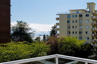 Photo 19: 17 2150 MARINE Drive in West Vancouver: Dundarave Condo for sale in "LINCOLN GARDENS" : MLS®# R2889006