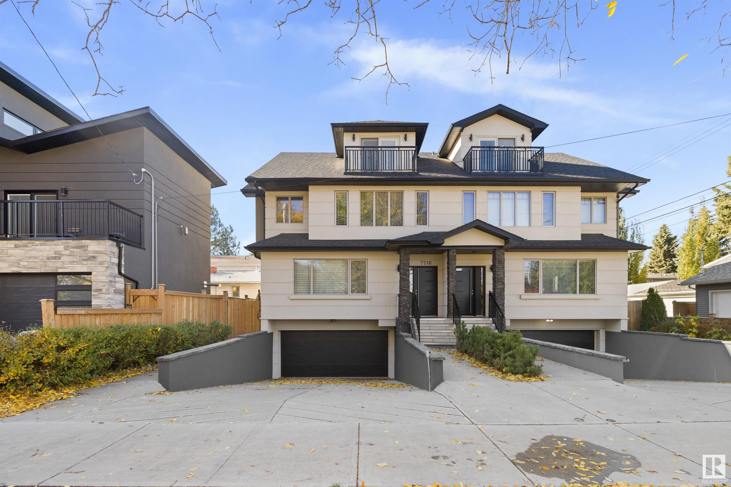 Main Photo: 7716 112 Street in Edmonton: Zone 15 House Half Duplex for sale : MLS®# E4318015