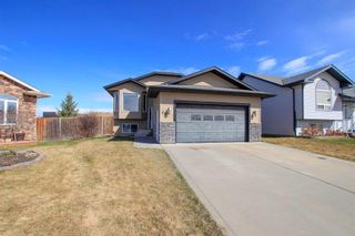 Main Photo: 60 Isaacson Crescent: Red Deer Detached for sale : MLS®# A2126677