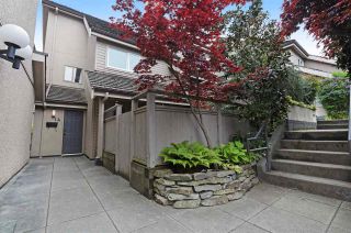 Photo 15: 14 230 W 15TH Street in North Vancouver: Central Lonsdale Townhouse for sale in "Lamplighter" : MLS®# R2166295